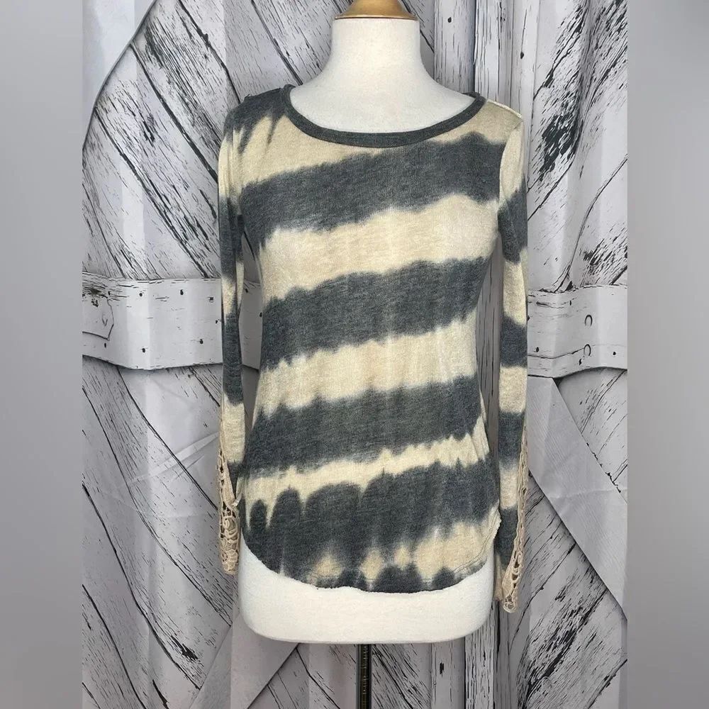 Vintage Havana Striped Top Tan Gray Lace Trim M